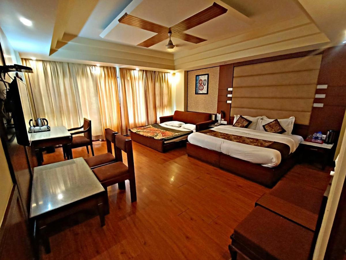 Hotel Vishnu Palace Mussoorie