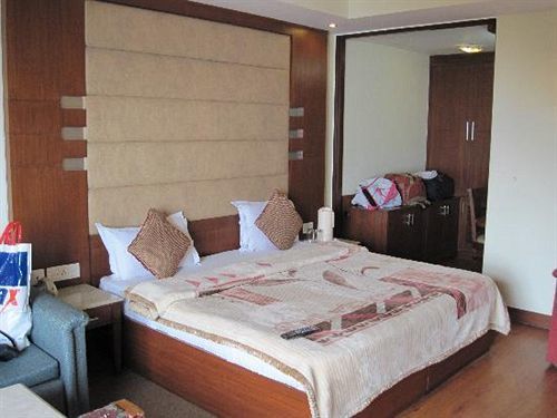 Vishnu Palace Hotel